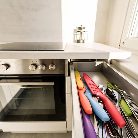 Spacious Apartments With View & Free Parking 비너노이슈타트 외부 사진