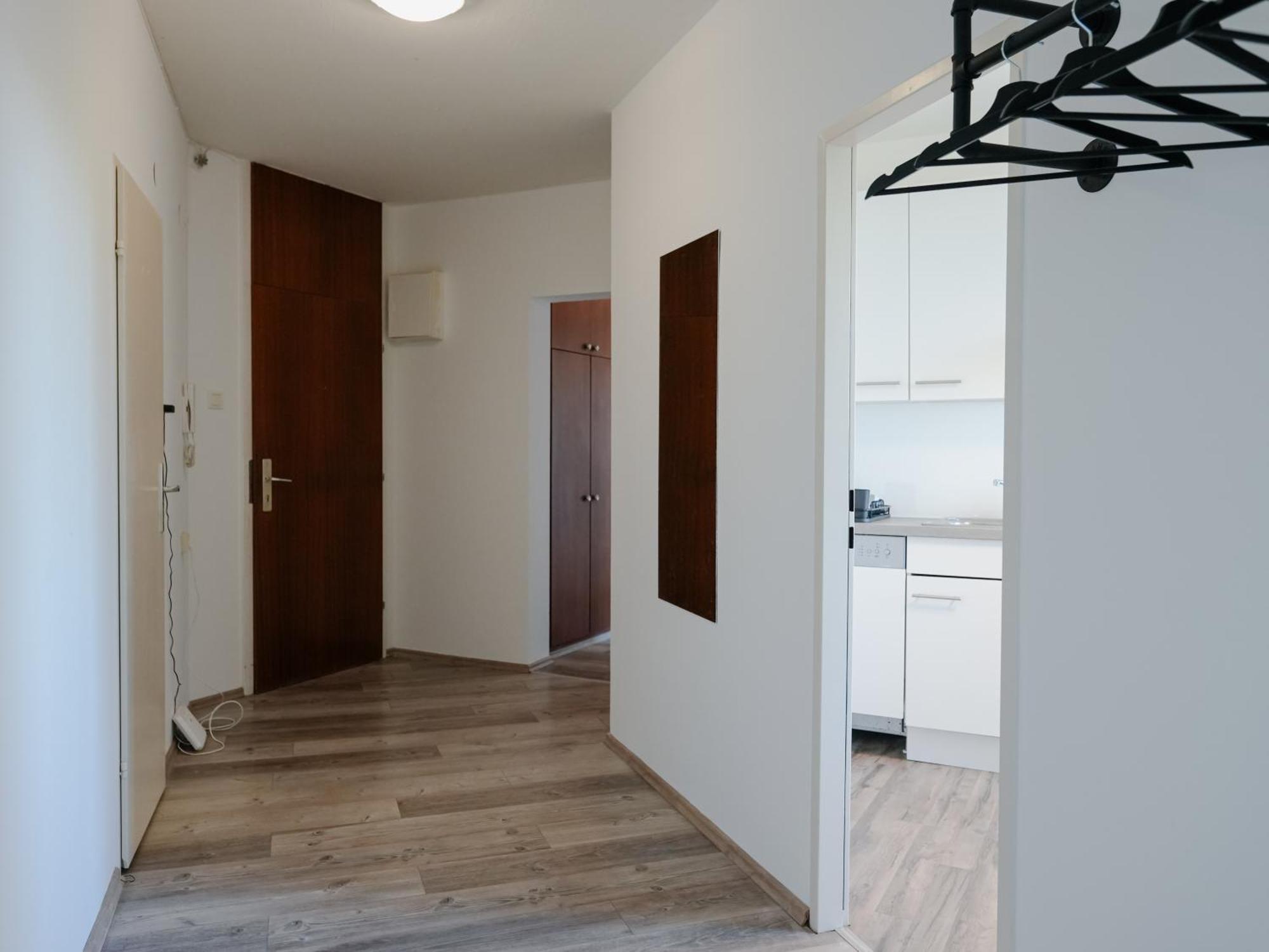 Spacious Apartments With View & Free Parking 비너노이슈타트 외부 사진
